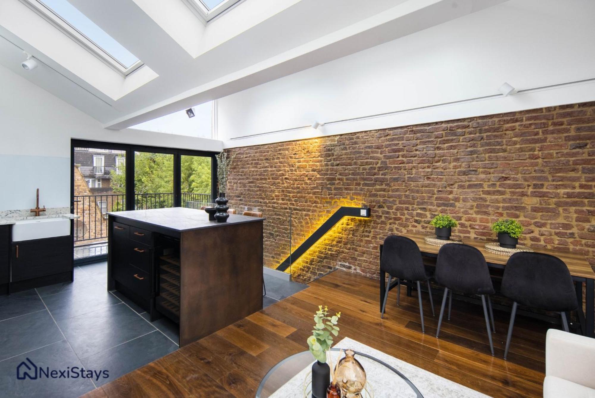 Апартаменти 1 Min Walk To Euston Station, Modern Townhouse Лондон Екстер'єр фото