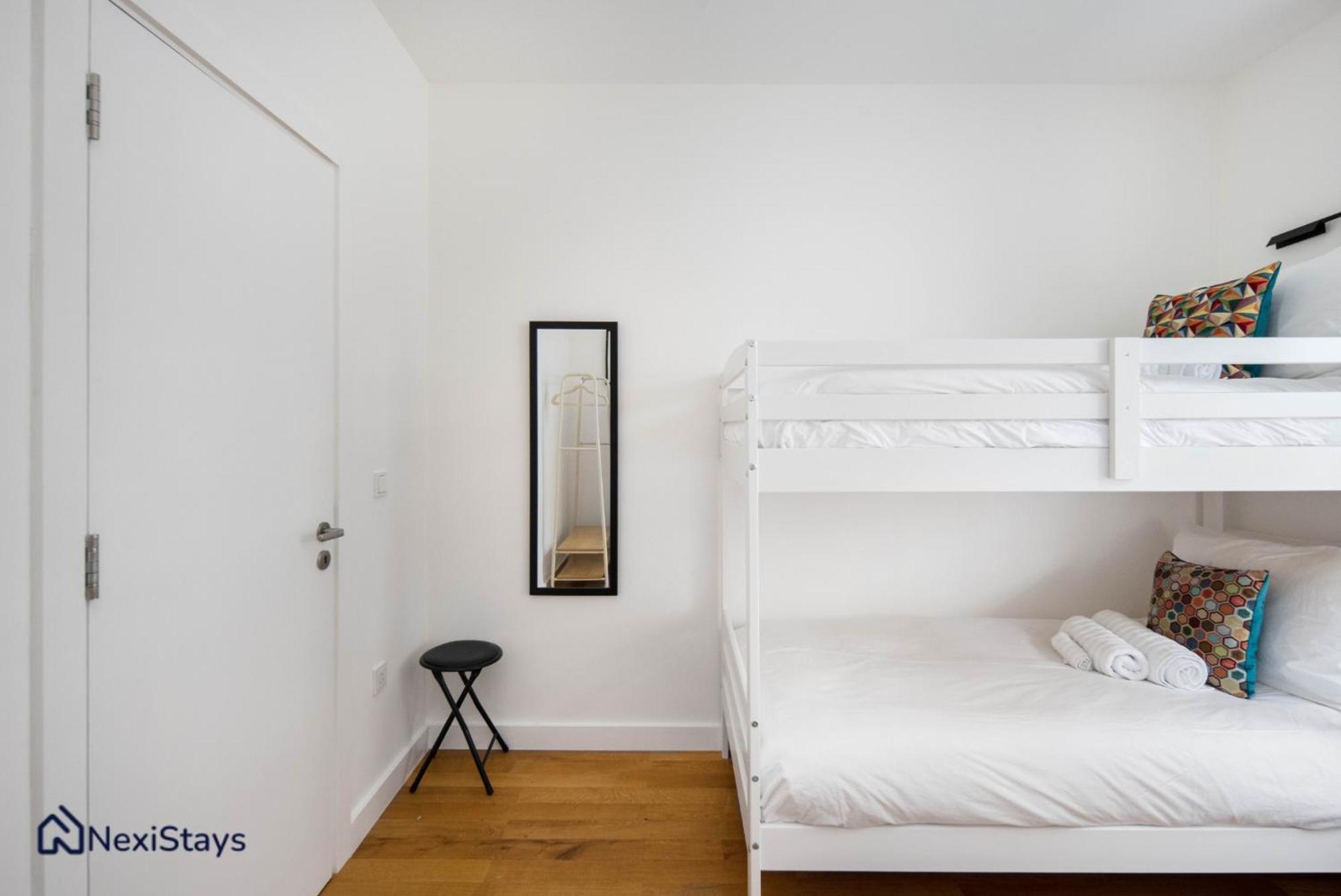 Апартаменти 1 Min Walk To Euston Station, Modern Townhouse Лондон Екстер'єр фото